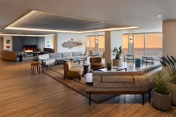 Hotel entrance and lobby at Monterey Beach Hotel, a Tribute Portfolio Hotel by Marriott