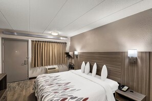 Quarto superior, 1 cama King, acessível, para não fumantes (Roll-In Shower) | 1 quarto, escrivaninha, espaço de trabalho para notebook, berços grátis