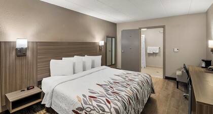 Red Roof Inn Enfield