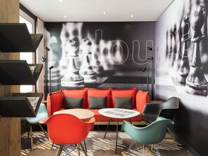 Bar (on property) - ibis La Rochelle Centre Historique Hotel (La Rochelle)