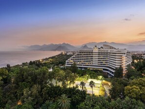 Exterior - Rixos Downtown Antalya All Inclusive - The Land of Legends Access  (Antalya)