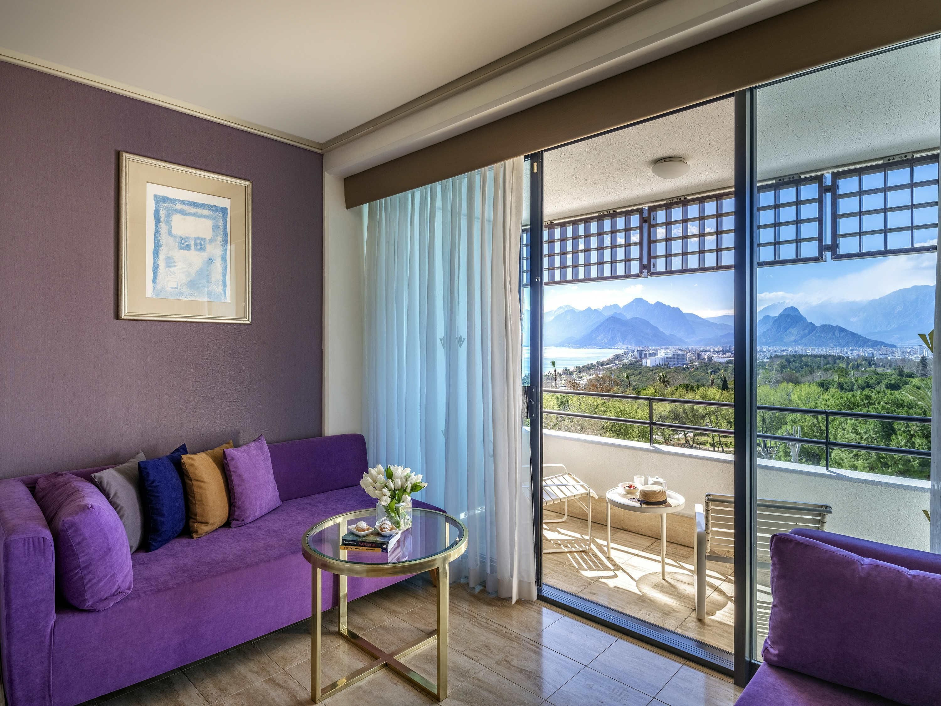 Hochwertige Bettwaren, Minibar, Zimmersafe, Verdunkelungsvorhänge