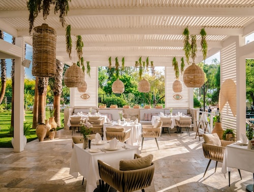 Rixos Downtown Antalya All Inclusive - The Land of Legends Access