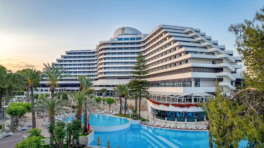 Rixos Downtown Antalya All Inclusive - The Land of Legends Access