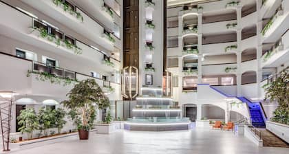 Holiday Inn Hotel & Suites Springfield - I-44 by IHG
