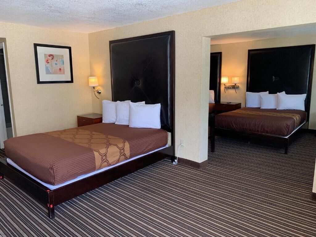 Photo - Buena Park Inn