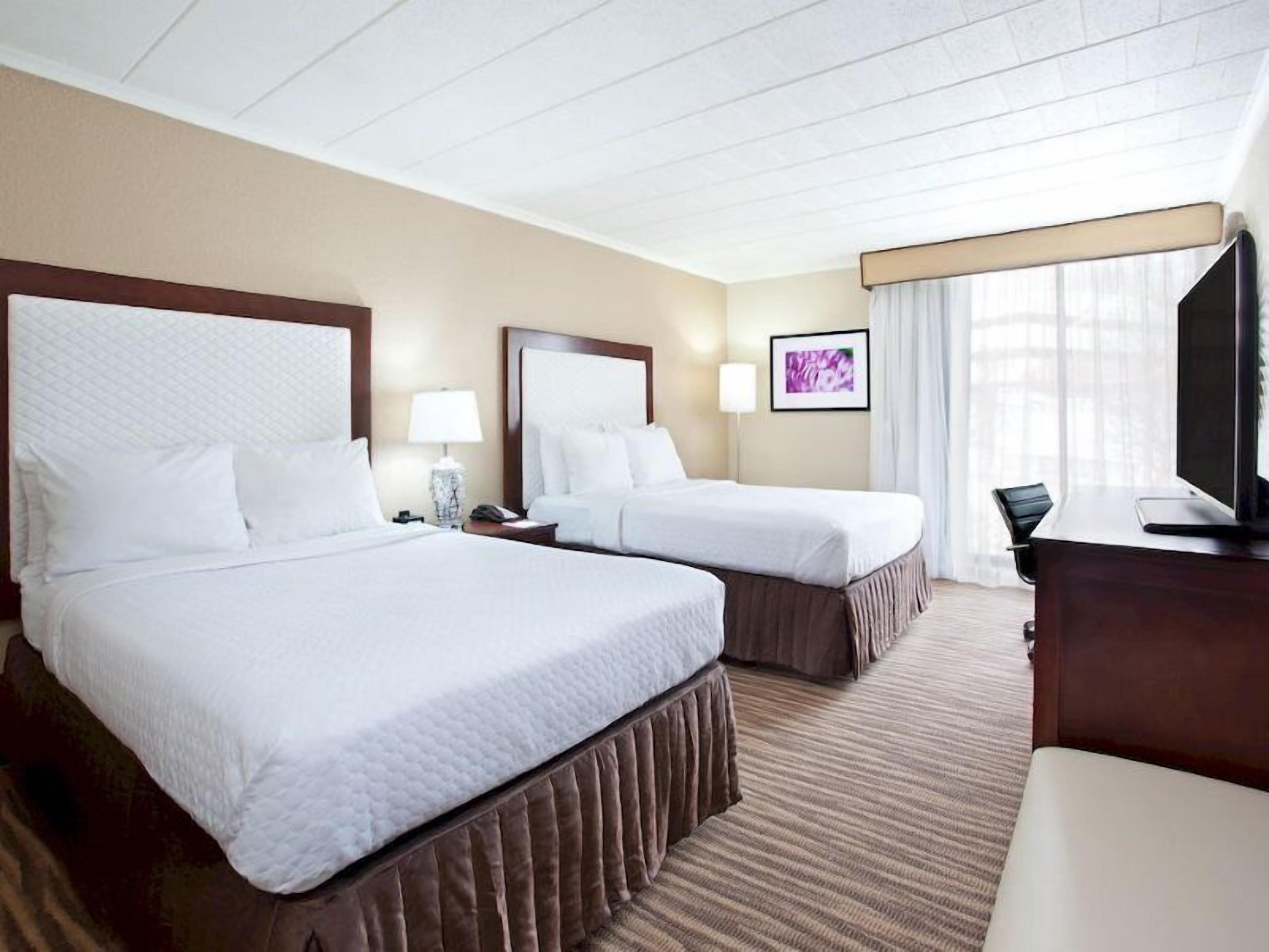 Pittsburgh Plaza Hotel, Pittsburgh: Hotel Reviews, Rooms & Prices