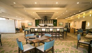 Dining - Pittsburgh Plaza Hotel (Pittsburgh)