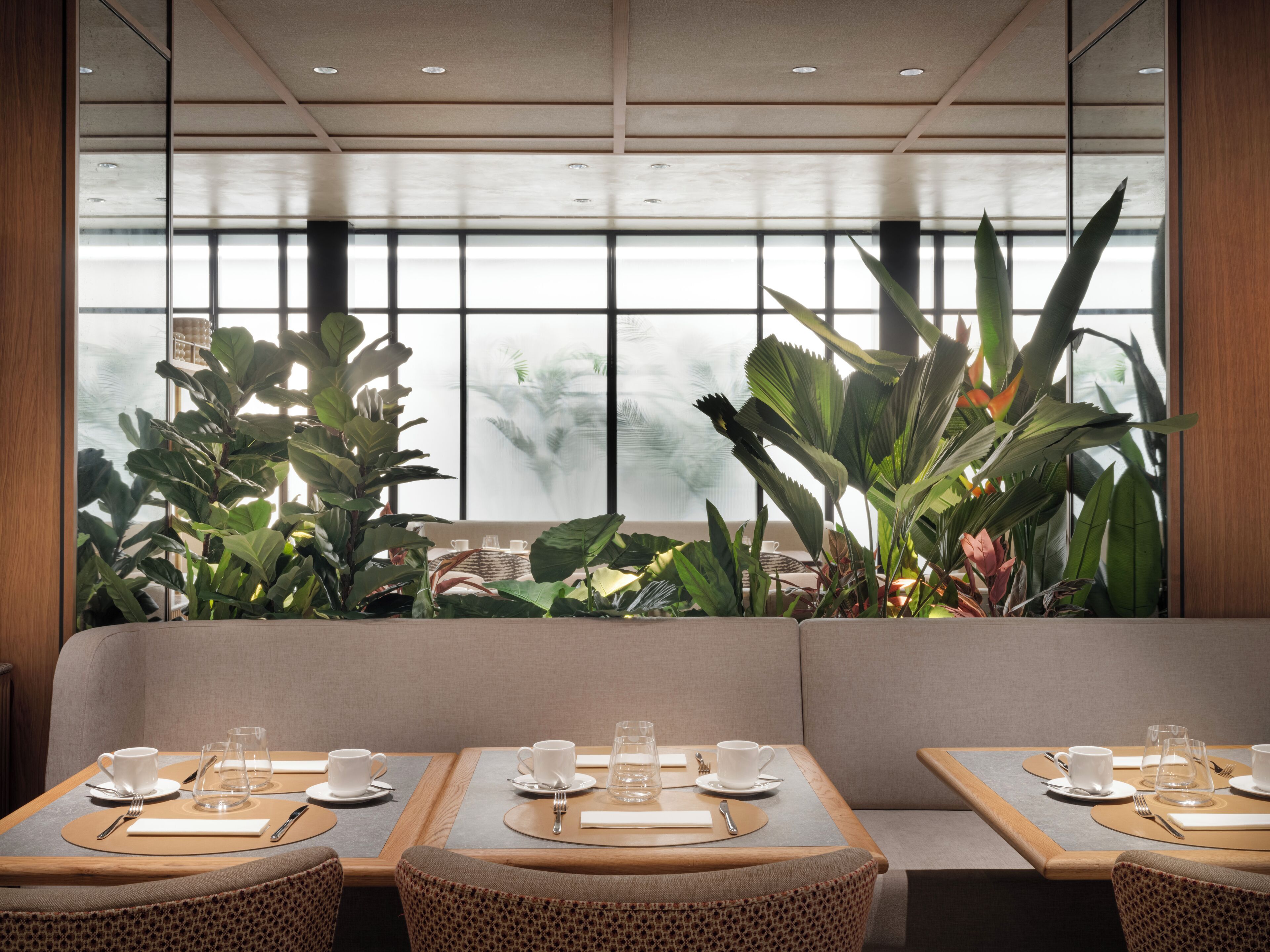 Päivittäinen buffetaamiainen (33 EUR per henkilö)