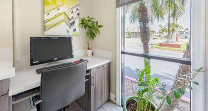 Best Western Plus Ontario Airport & Convention Center