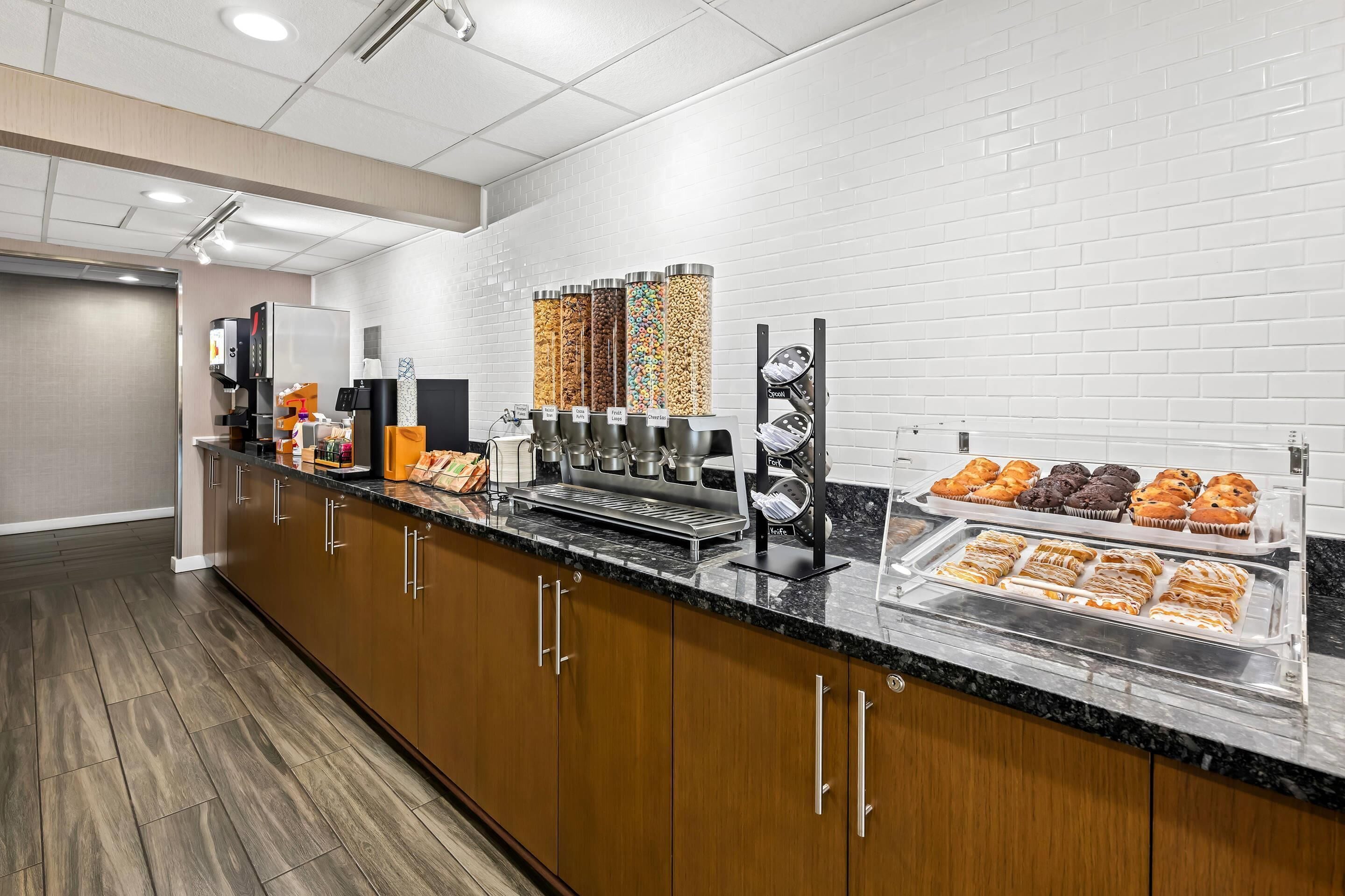 Free daily continental breakfast