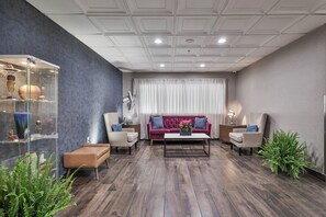 Lobby - The Penn Stroud, Stroudsburg - Poconos, an Ascend Collection Hotel (Stroudsburg)