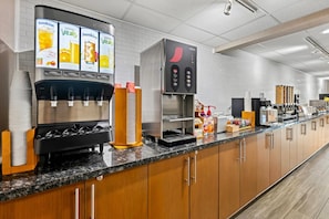 Déjeuner continental gratuit tous les jours