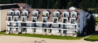 Quality Inn & Suites Mackinaw City Beachfront