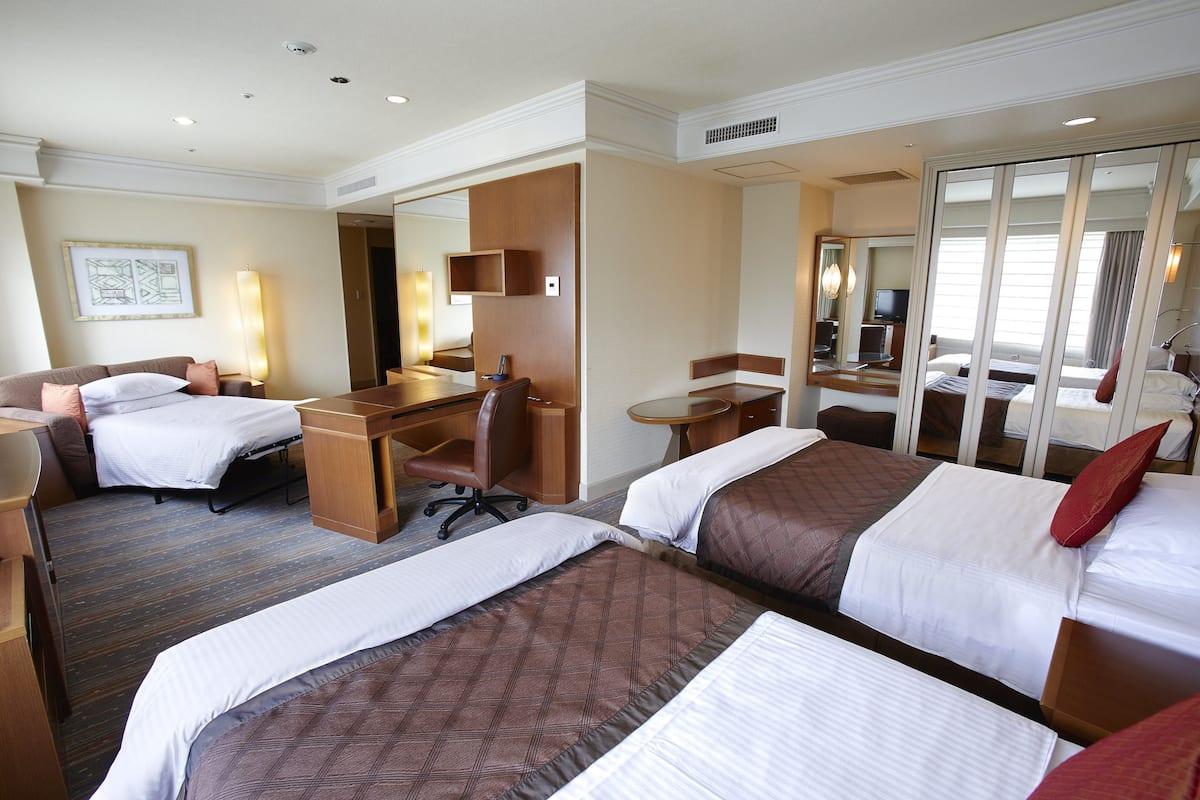 1 bedroom, premium bedding, pillow-top beds, minibar