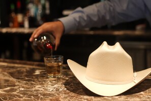 Bar (en el alojamiento)