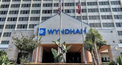 Wyndham Houston at Reliant Park & Medical Center