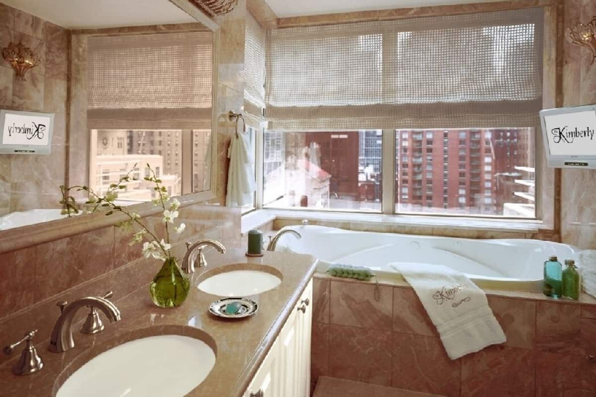 Executive Room, 1 Katil Raja (King) | Bilik Mandi | Kelengkapan dandanan diri percuma, pengering rambut, jubah mandi