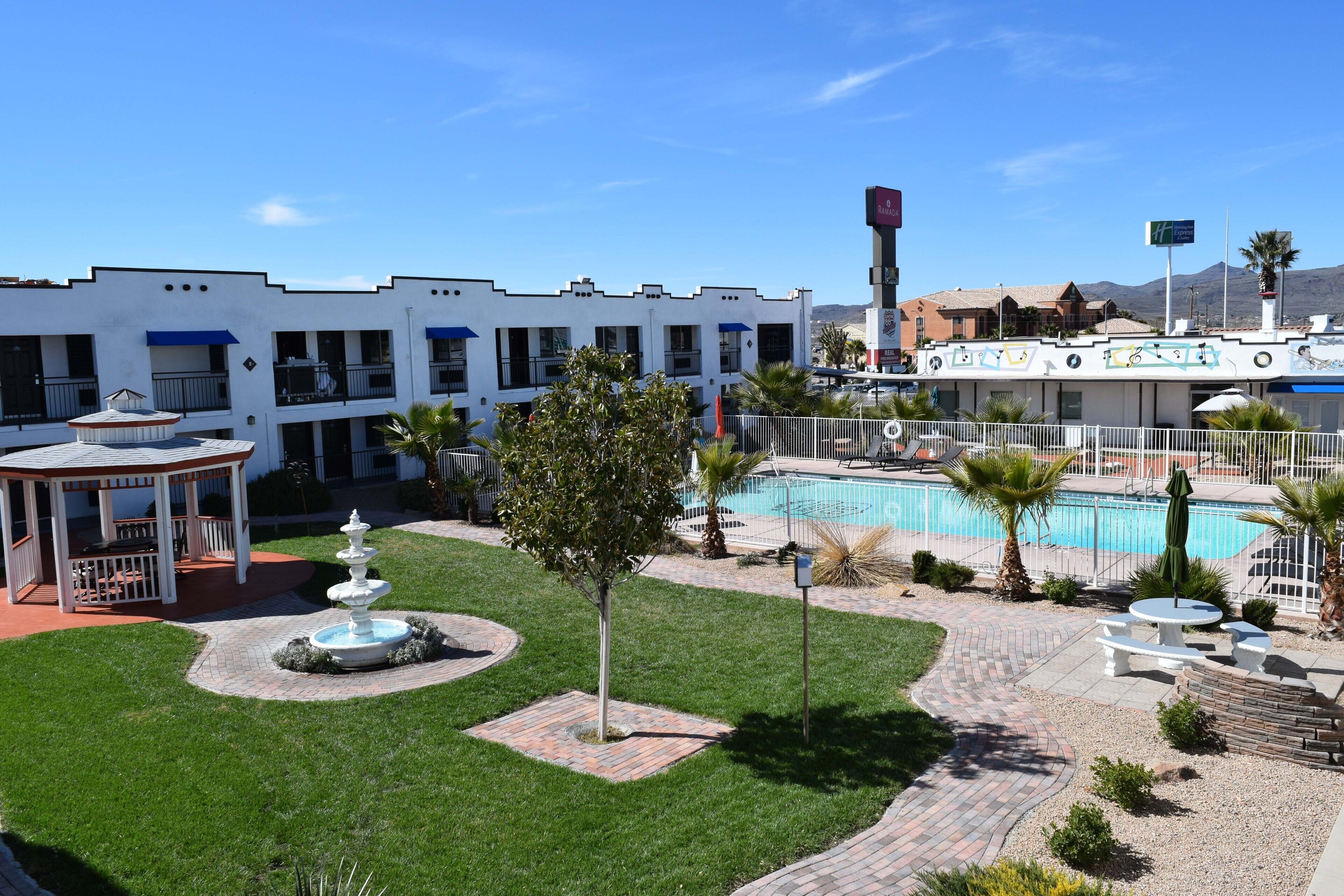 บริเวณภายนอก