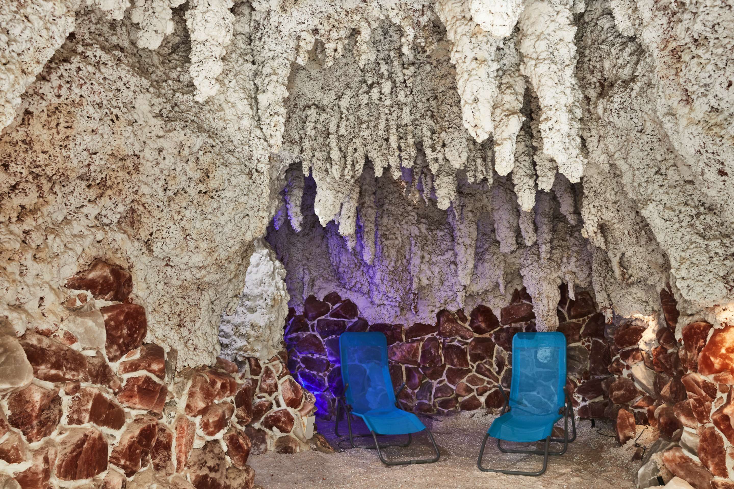 sauna, turkish bath/hammam, facials, ayurvedic treatments