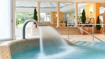 Sauna, Turkish bath, facials, Ayurvedic treatments, 4 treatment rooms