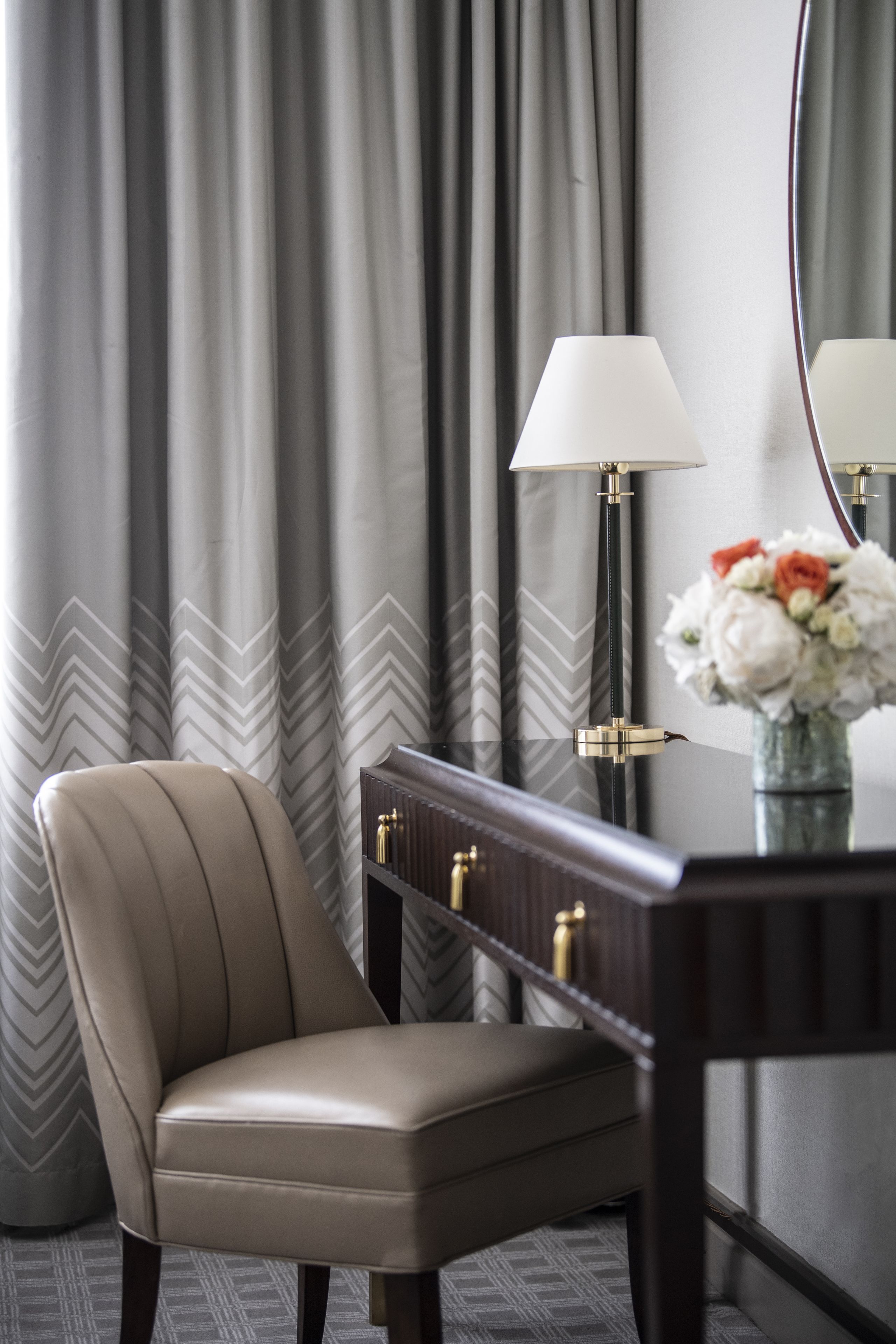 premium bedding, pillow-top beds, minibar, in-room safe