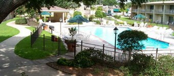 Richmond Suites