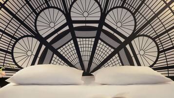 In-room safe, desk, soundproofing, iron/ironing board