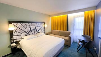 Family Room, Multiple Beds (Classic) | In-room safe, desk, soundproofing, iron/ironing board