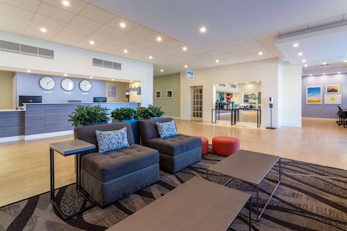 Days Inn by Wyndham Titusville Kennedy Space Center