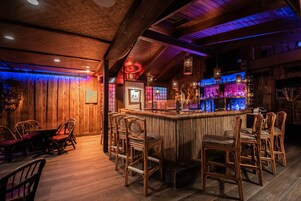 Bar (en la propiedad)