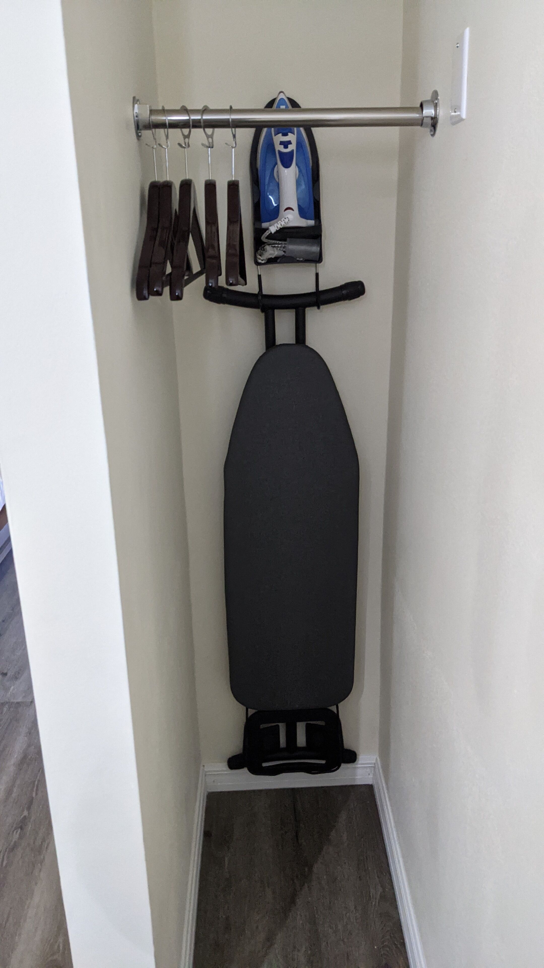 studio, 1 king bed | premium bedding, down duvets, pillow-top beds, desk