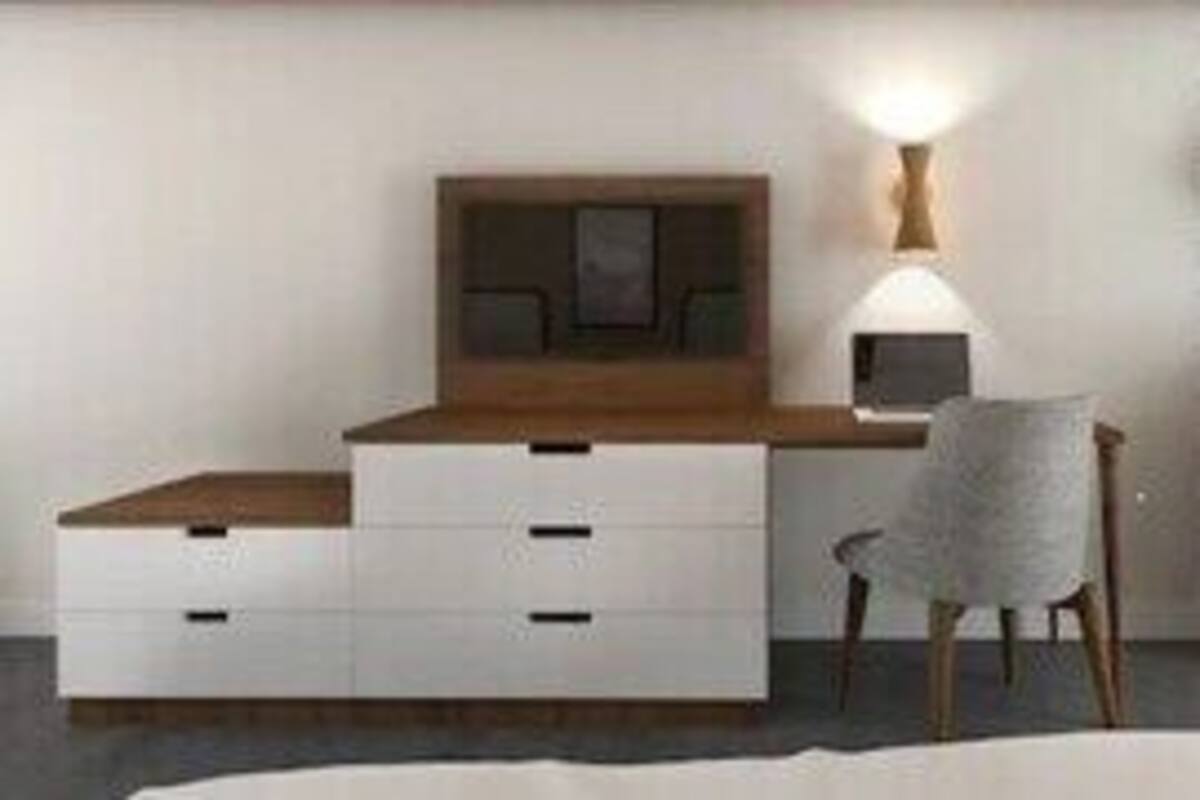 Premium bedding, down comforters, pillowtop beds, desk