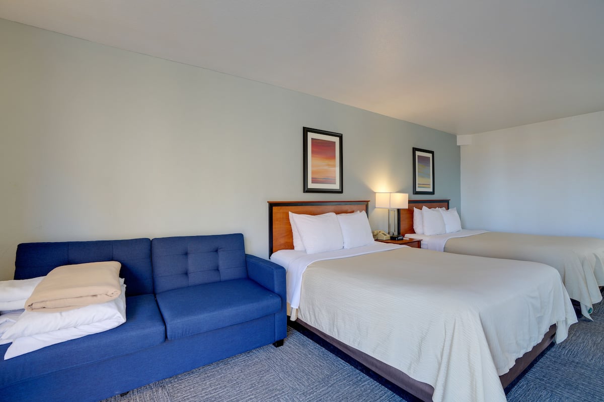 Family Room, Multiple Beds | Iron/ironing board, free WiFi, bed sheets, alarm clocks