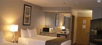 Shilo Inn Suites Hotel - Nampa Suites - Idaho