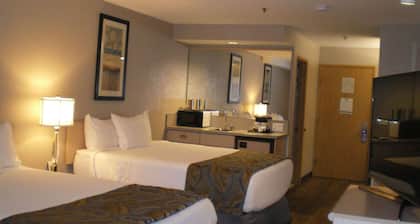 Shilo Inn Suites Hotel - Nampa Suites - Idaho