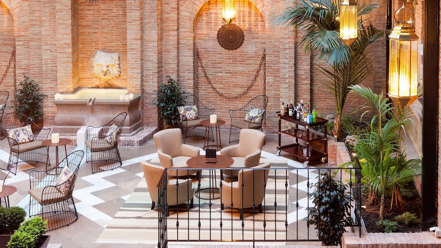 Vincci Albayzin Hotel