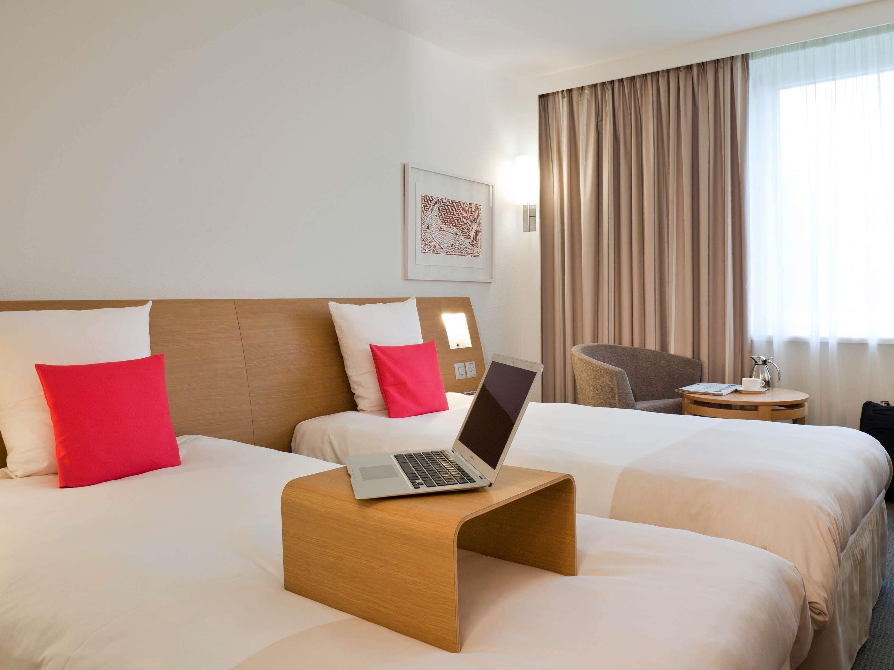 In-room safe, individually decorated, individually furnished, desk