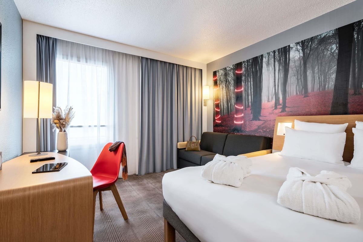 Executive Room, 1 Double Bed with Sofa bed