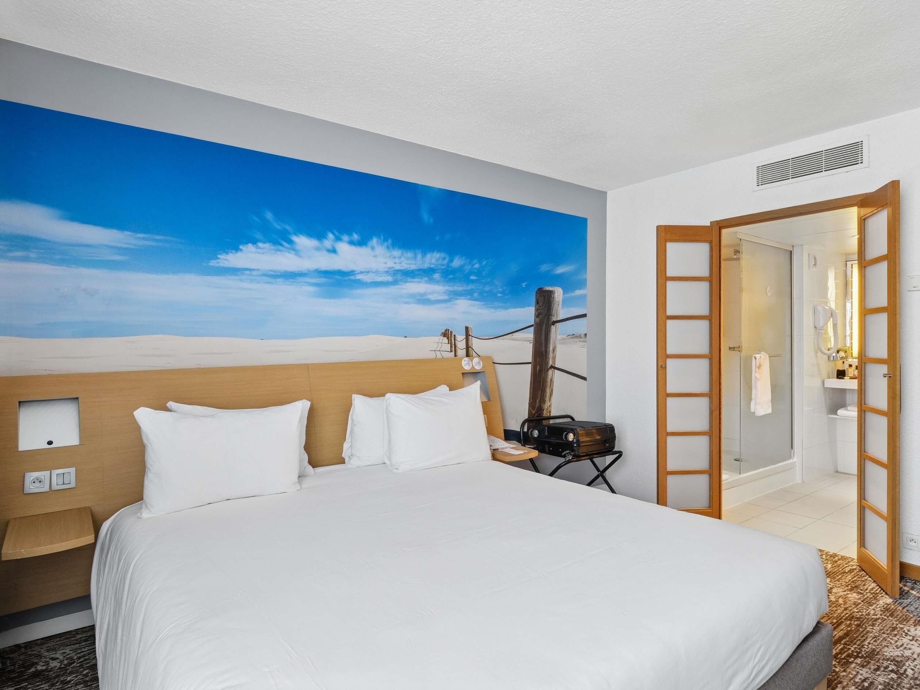 In-room safe, individually decorated, individually furnished, desk