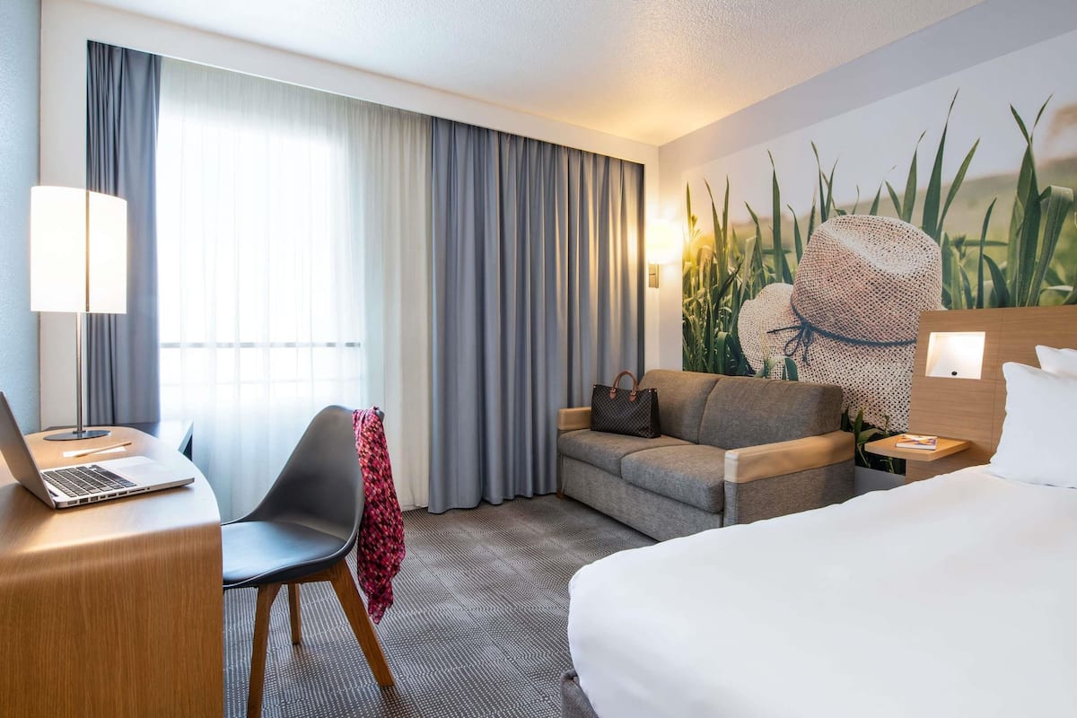 Camera Superior, 1 letto matrimoniale con divano letto | Cassaforte in camera, con stile personalizzato