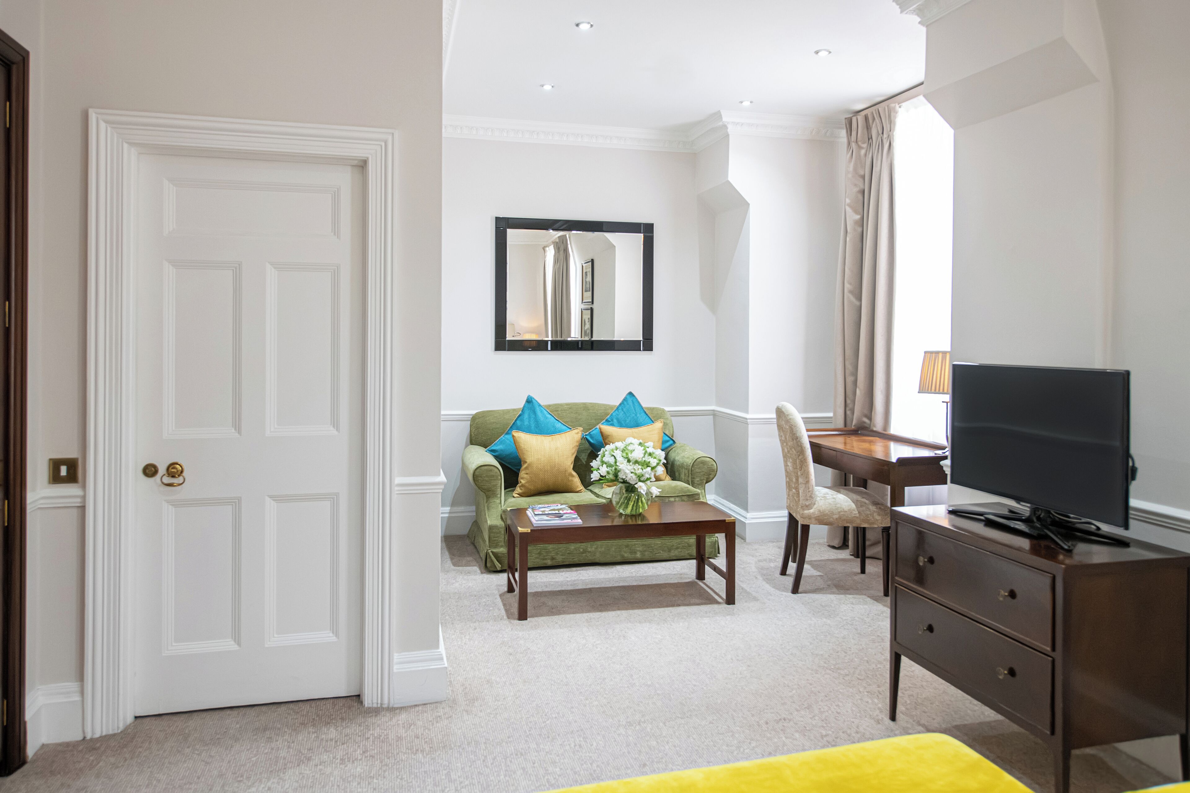 studio, 1 bedroom | premium bedding, in-room safe, individually furnished, desk