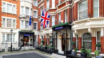 EntrĂ©e de lâhĂ©bergement