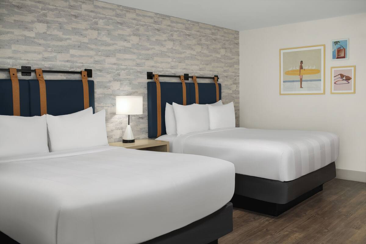 Hypo-allergenic bedding, in-room safe, desk, laptop workspace
