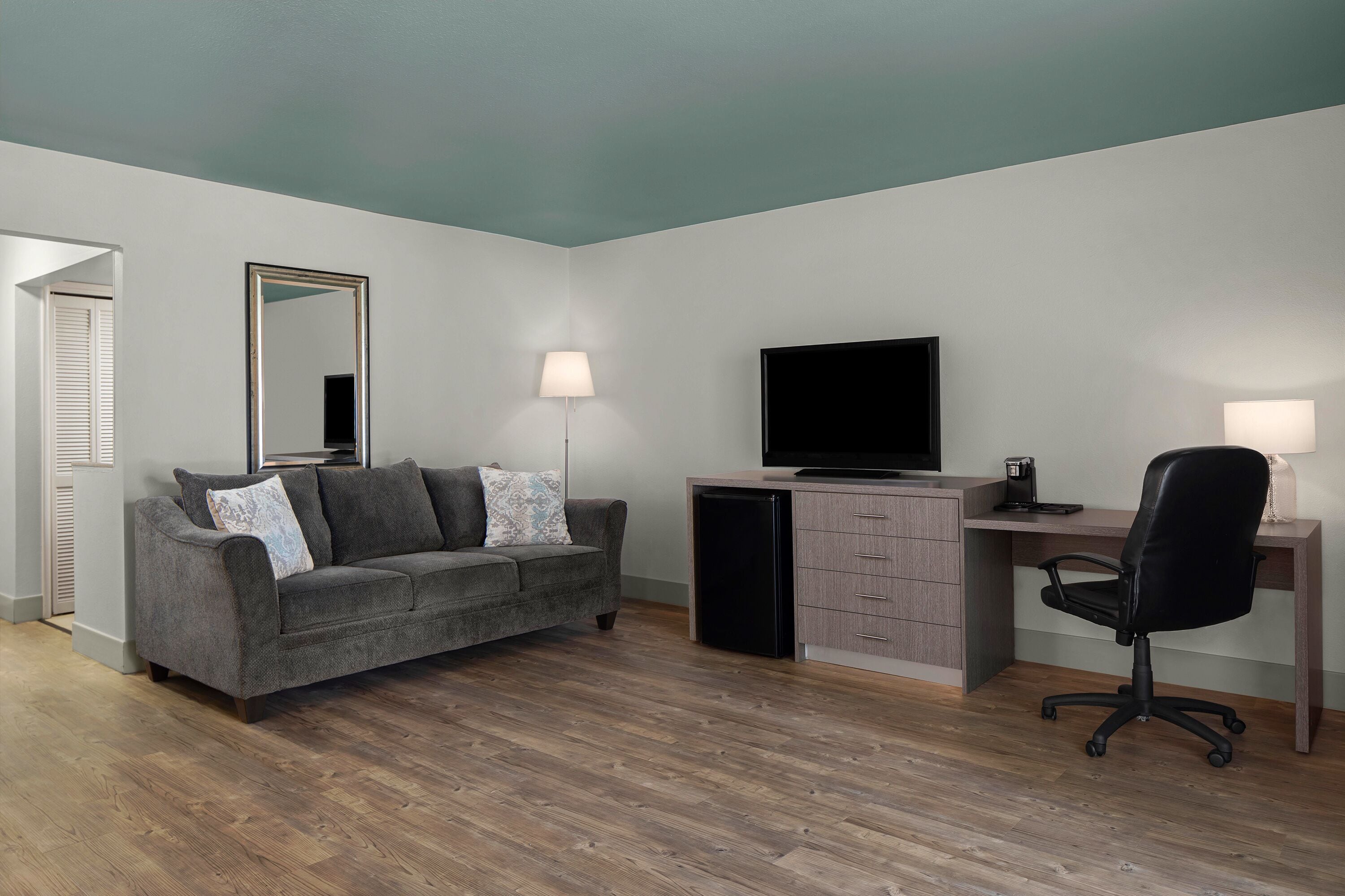 Photo - Carlsbad by the Sea Hotel