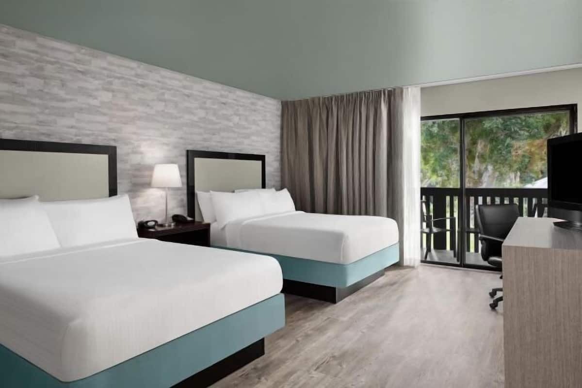 1 bedroom, hypo-allergenic bedding, in-room safe, desk