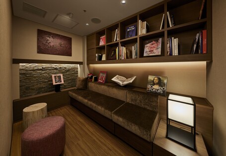 Shiba Park Hotel - Image 1