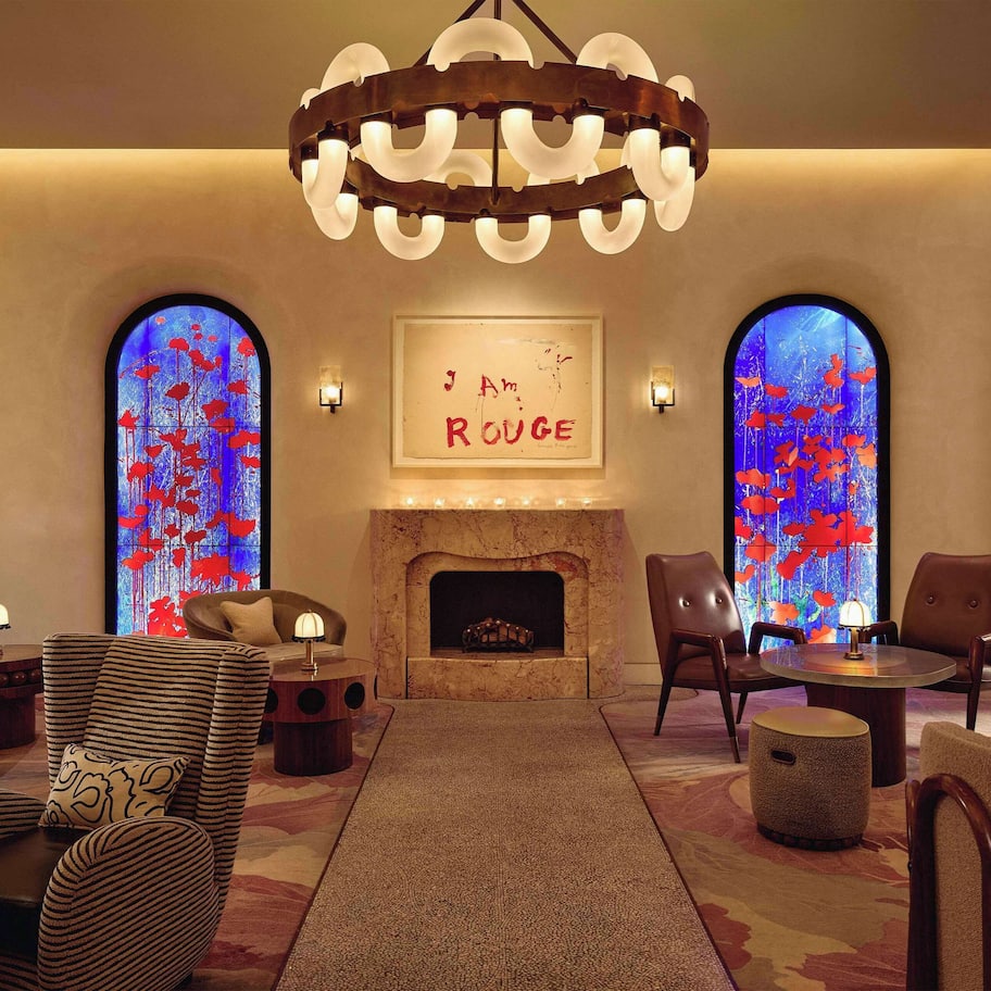 4 bars/lounges, cocktail bar, cocktail bar