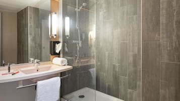 Premium bedding, desk, blackout curtains, soundproofing