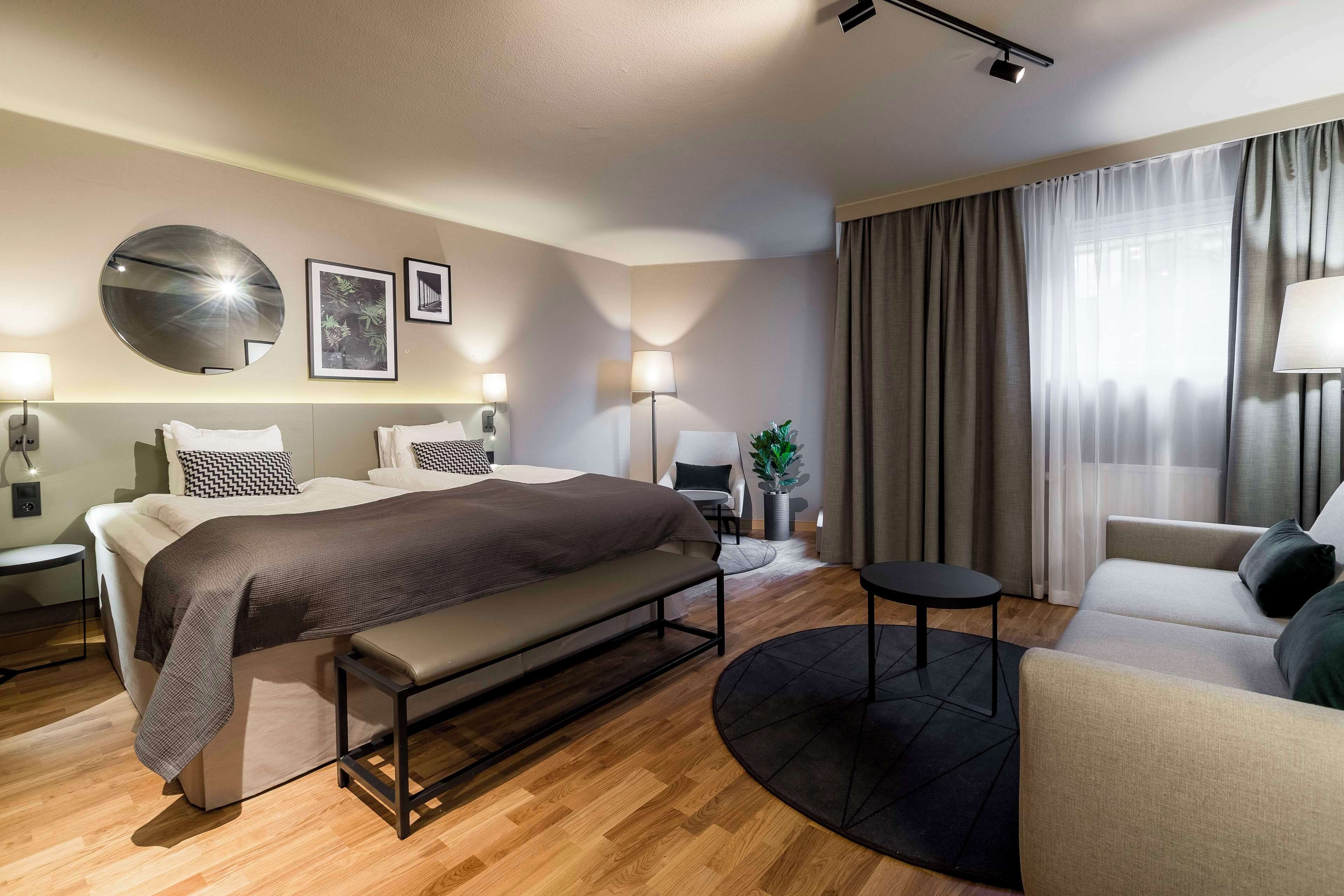 family room (four) | 1 bedroom, in-room safe, desk, blackout curtains